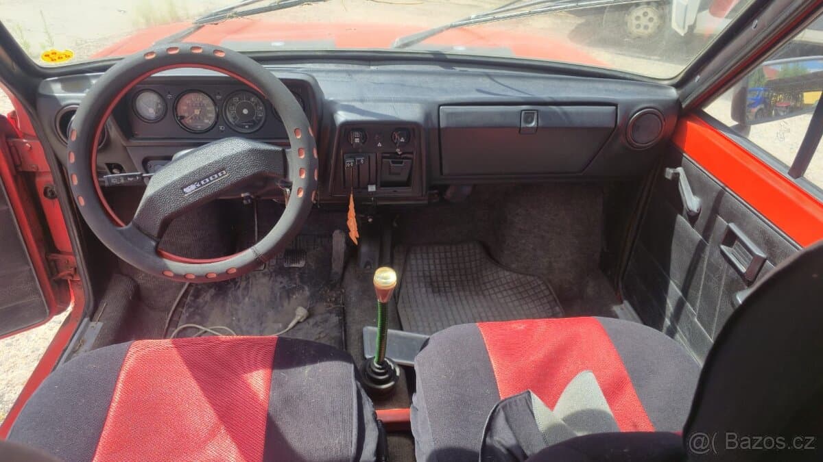 1983 Škoda 105 - 7