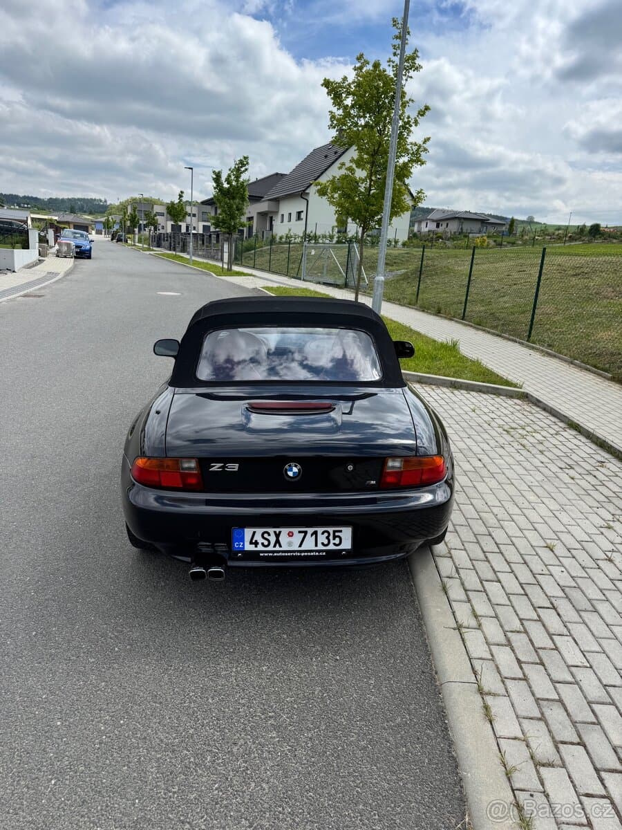1998 BMW Z3 - 7