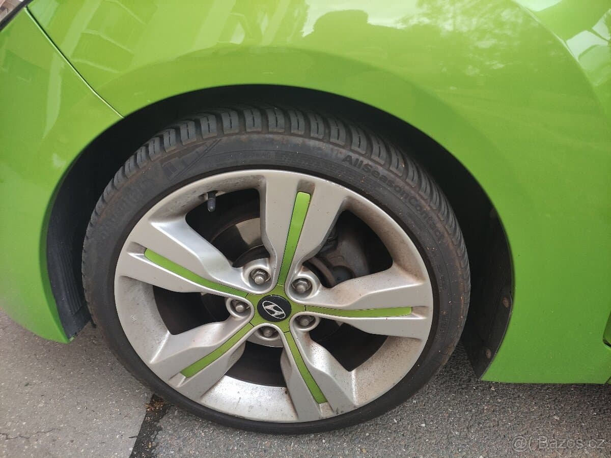 2011 Hyundai VELOSTER - 7