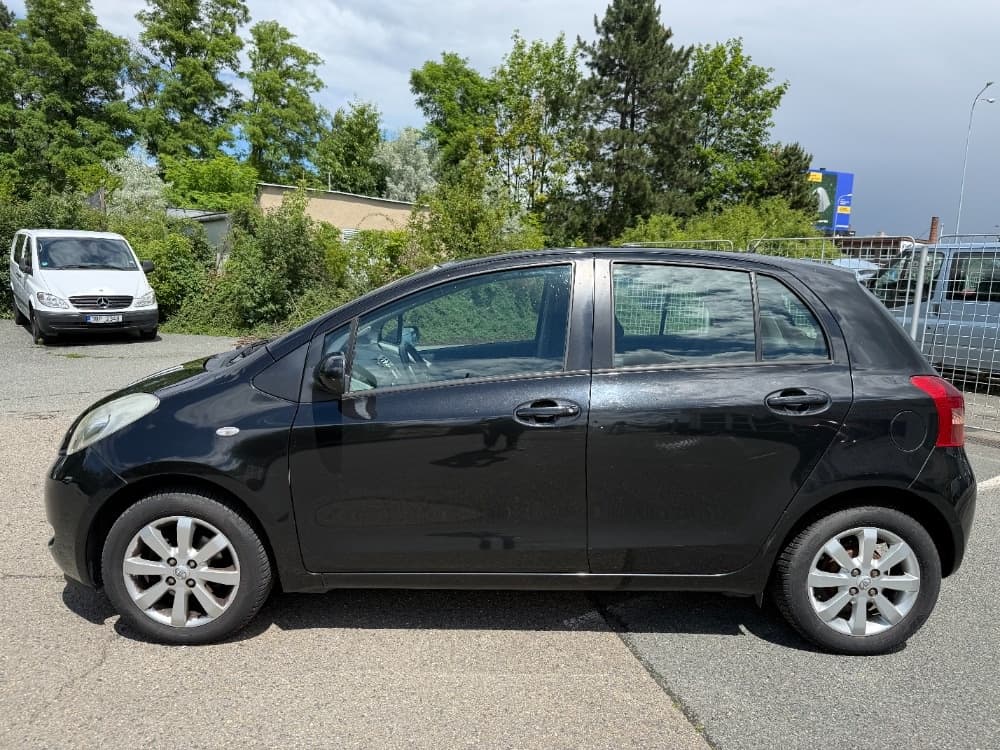 2008 Toyota YARIS - 7