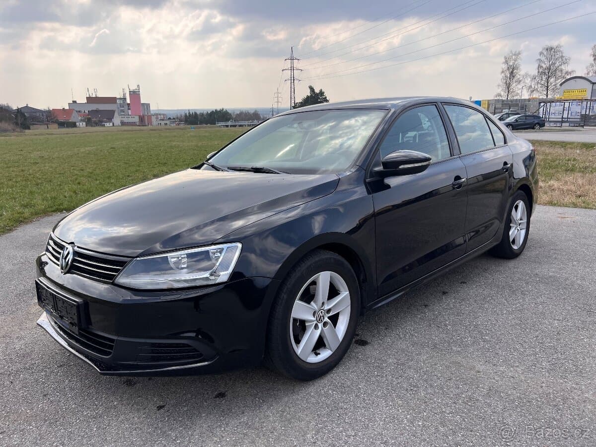 2011 Volkswagen JETTA - 7