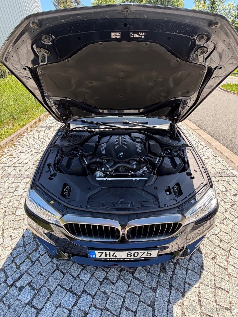 2020 BMW M5 - 7