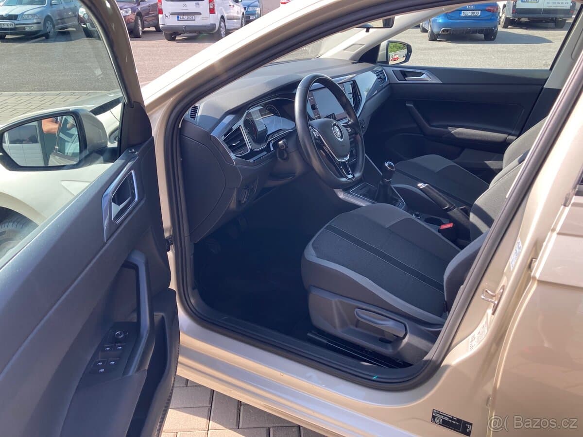 2018 Volkswagen POLO - 7