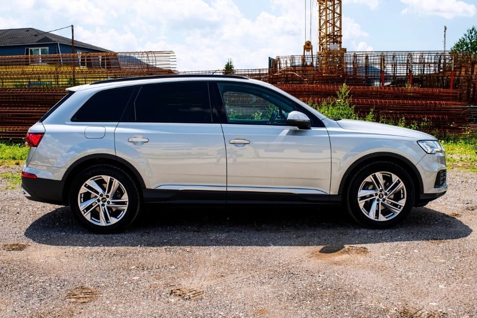 Audi Q7 - 7