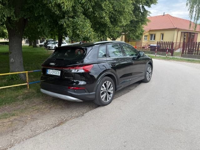 2022 Audi Q4 - 7