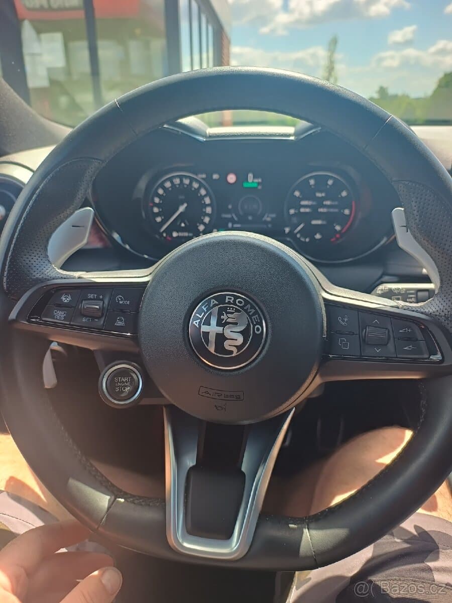 2022 Alfa Romeo TONALE - 7