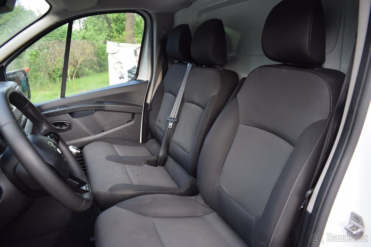 2022 Renault TRAFIC - 7