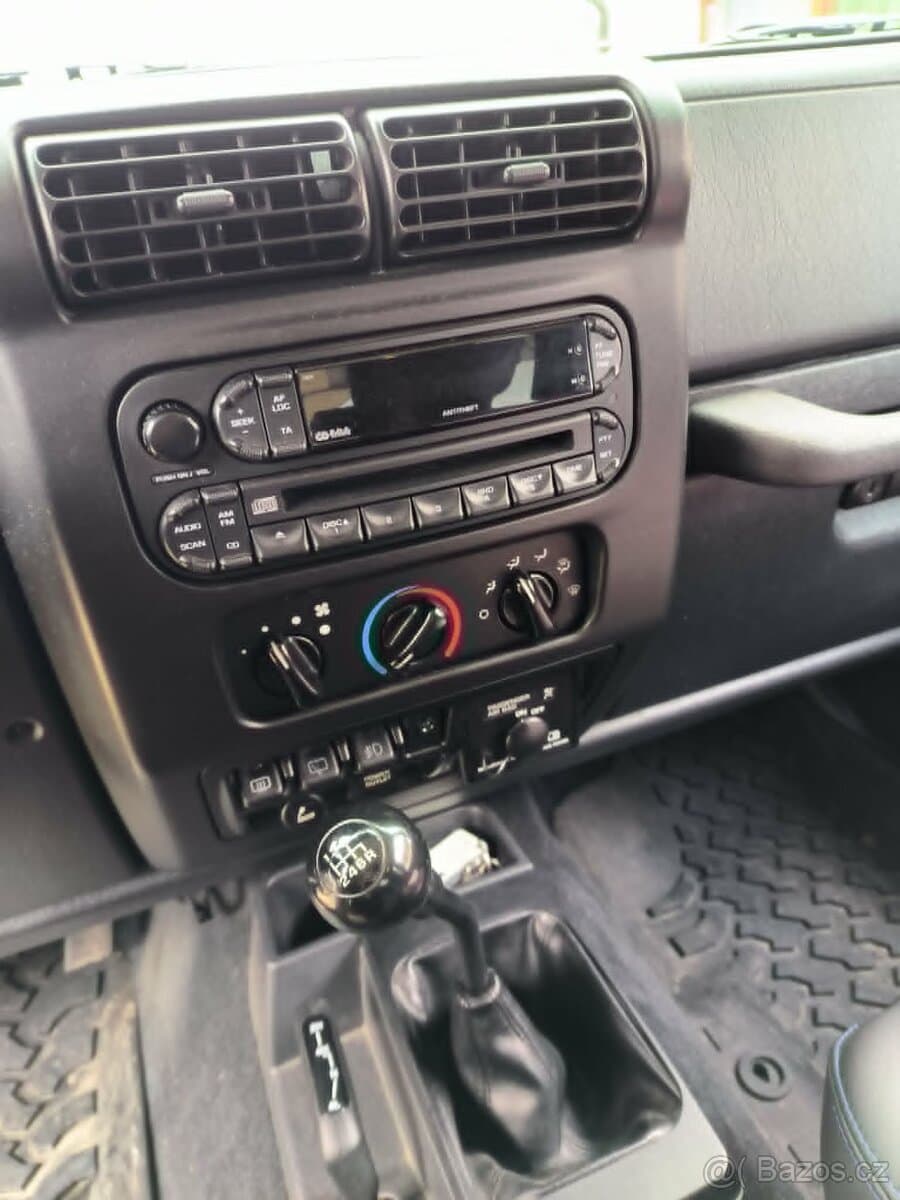 2006 Jeep WRANGLER - 7