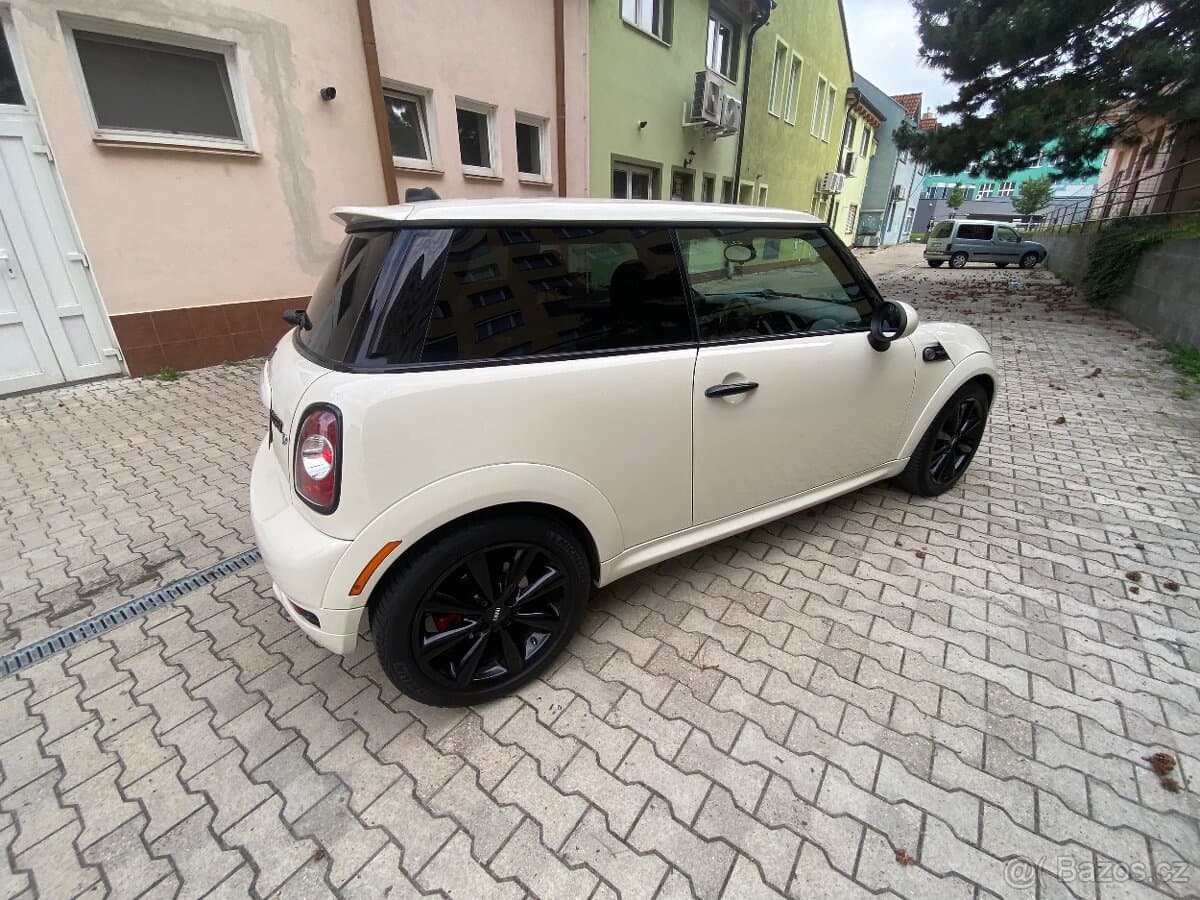2010 Mini COOPER - 7