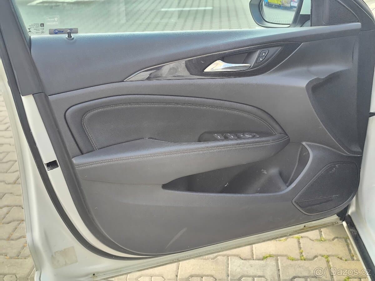 2018 Opel INSIGNIA - 7