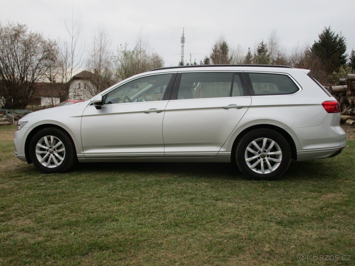 2020 Volkswagen PASSAT - 7