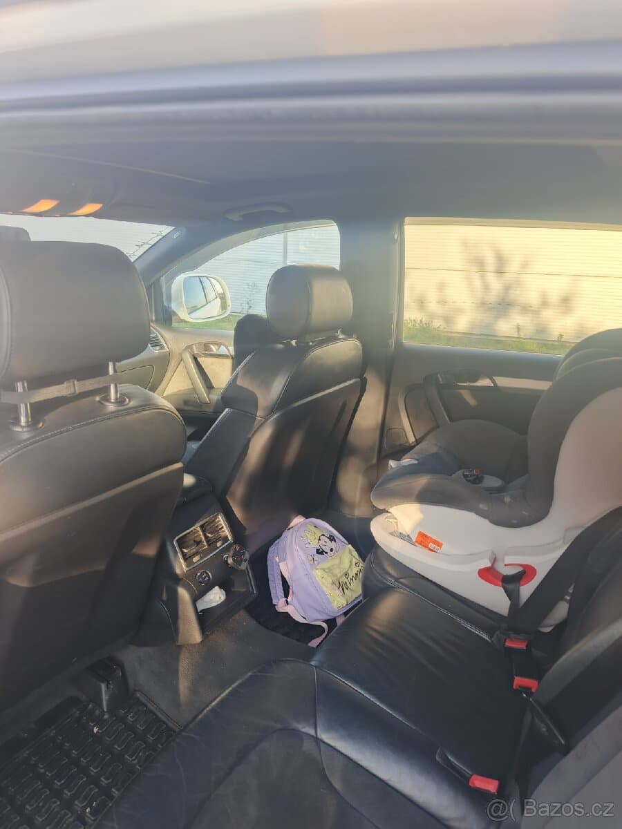 Audi Q7 - 7