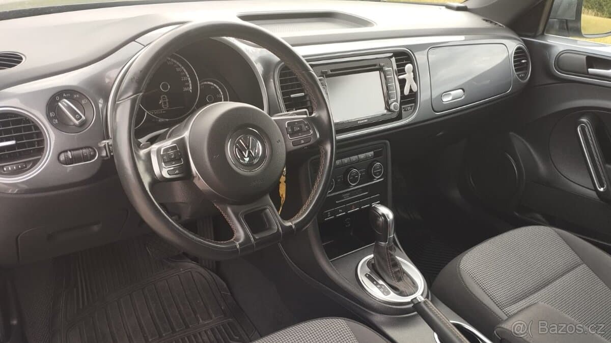 2014 Volkswagen BEETLE - 7