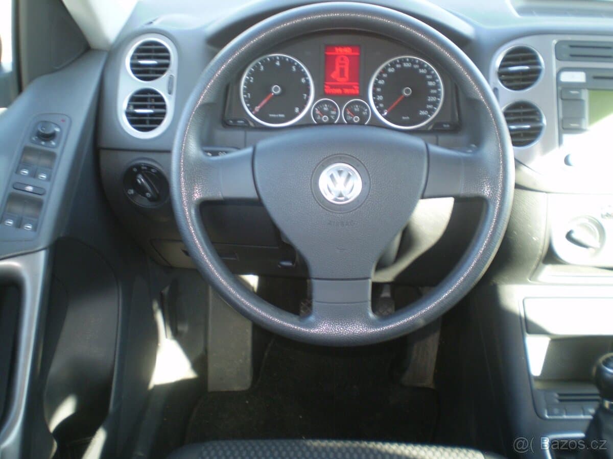 2009 Volkswagen TIGUAN - 7