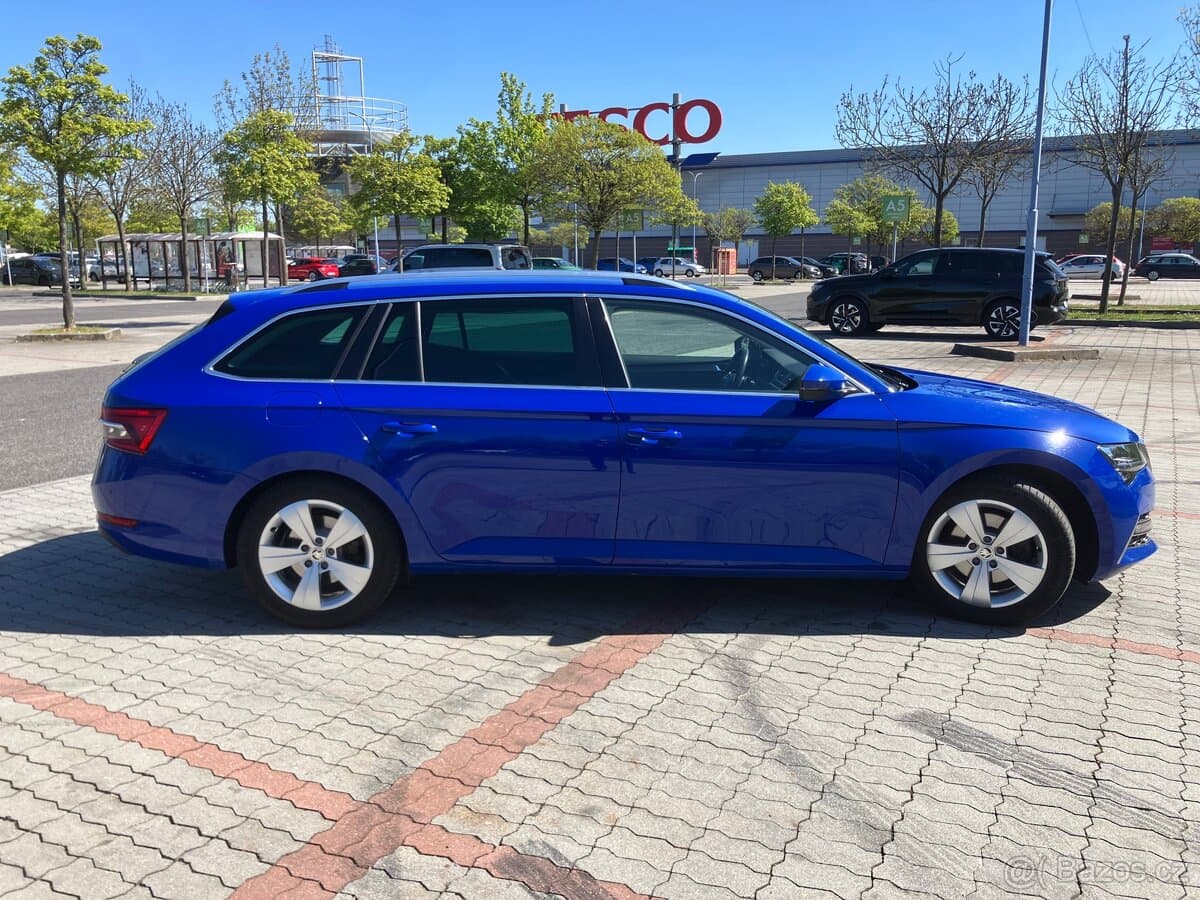 2020 Škoda SUPERB - 7