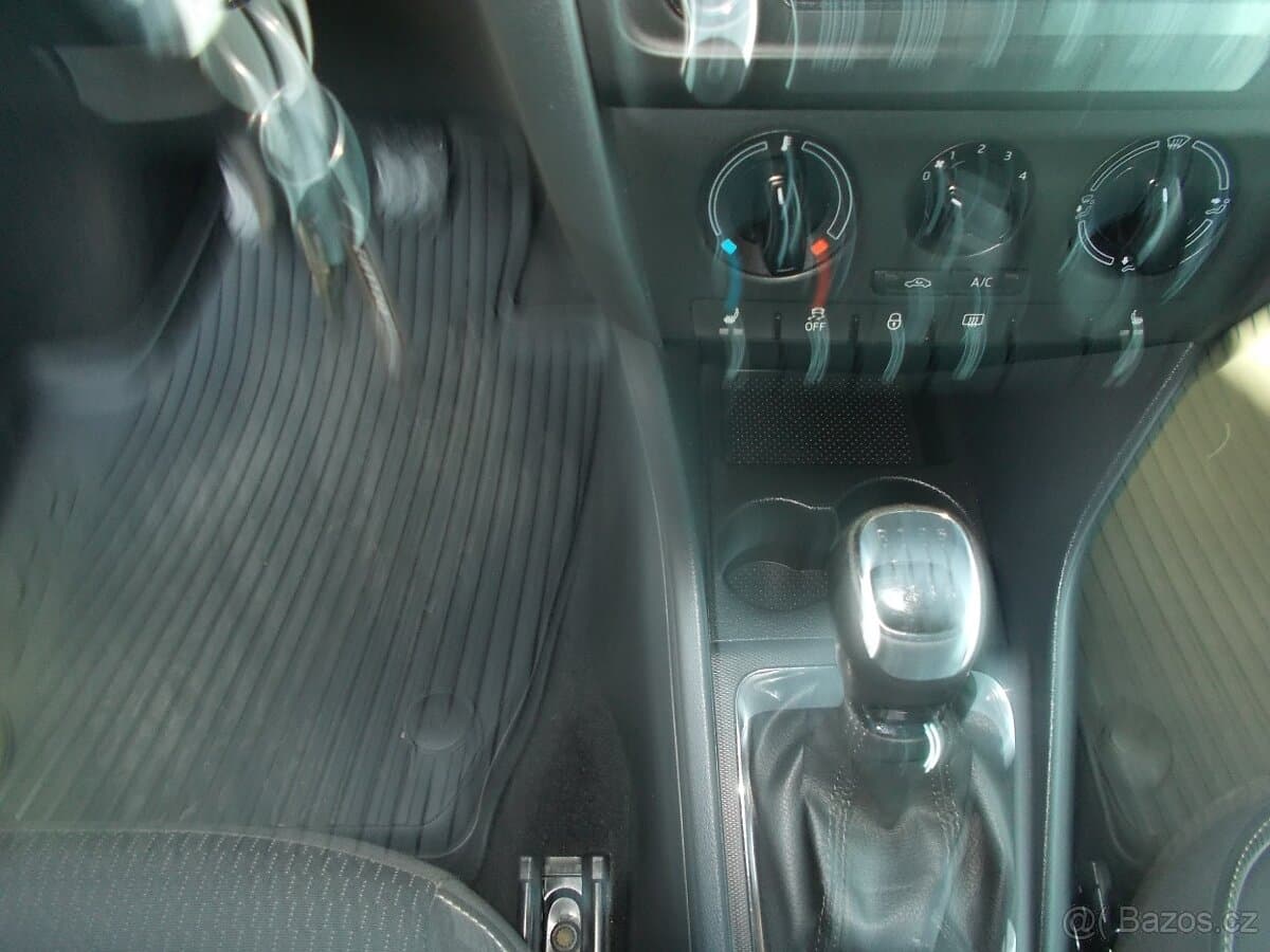 2014 Škoda RAPID - 7