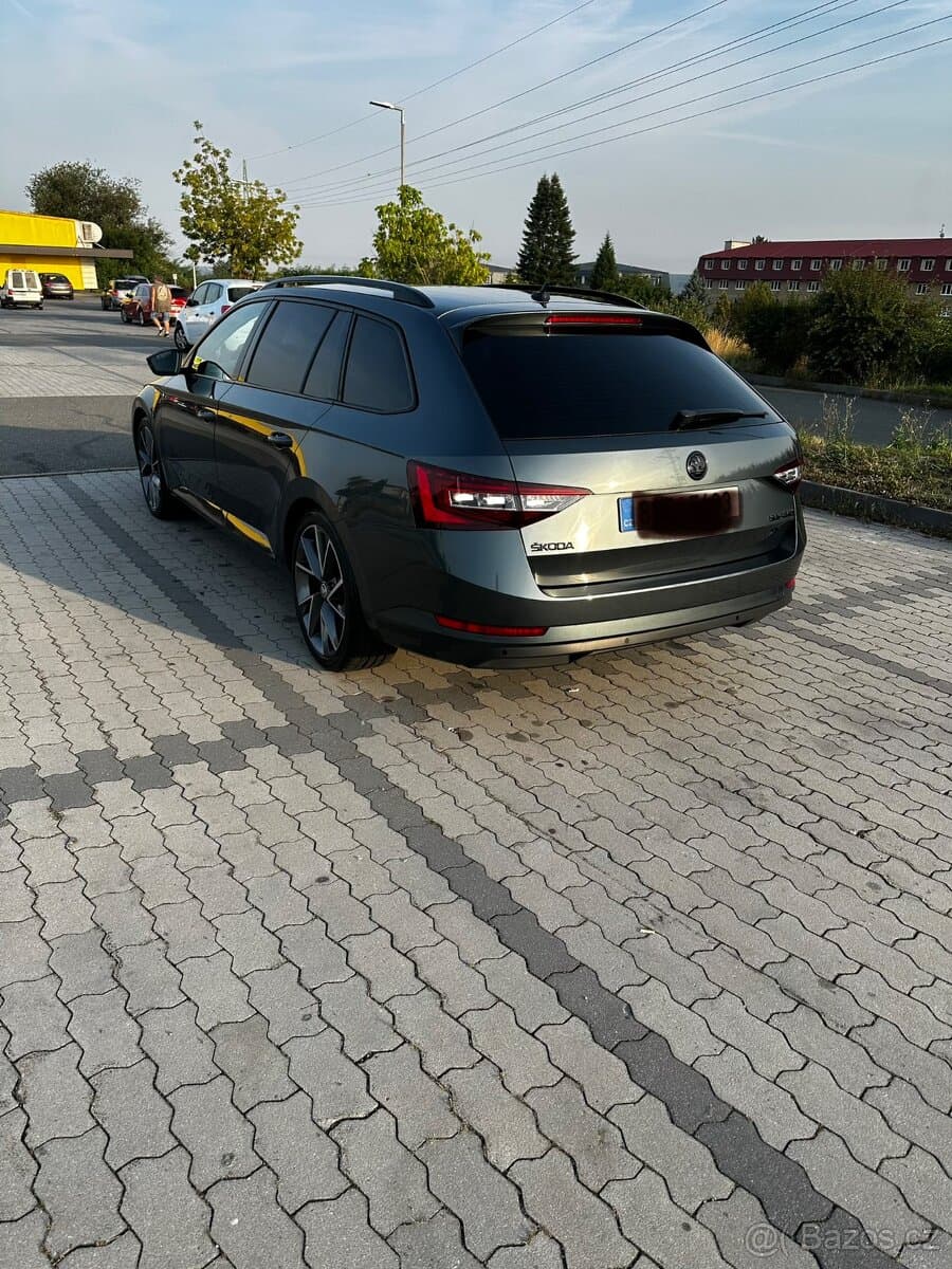 2019 Škoda SUPERB - 7