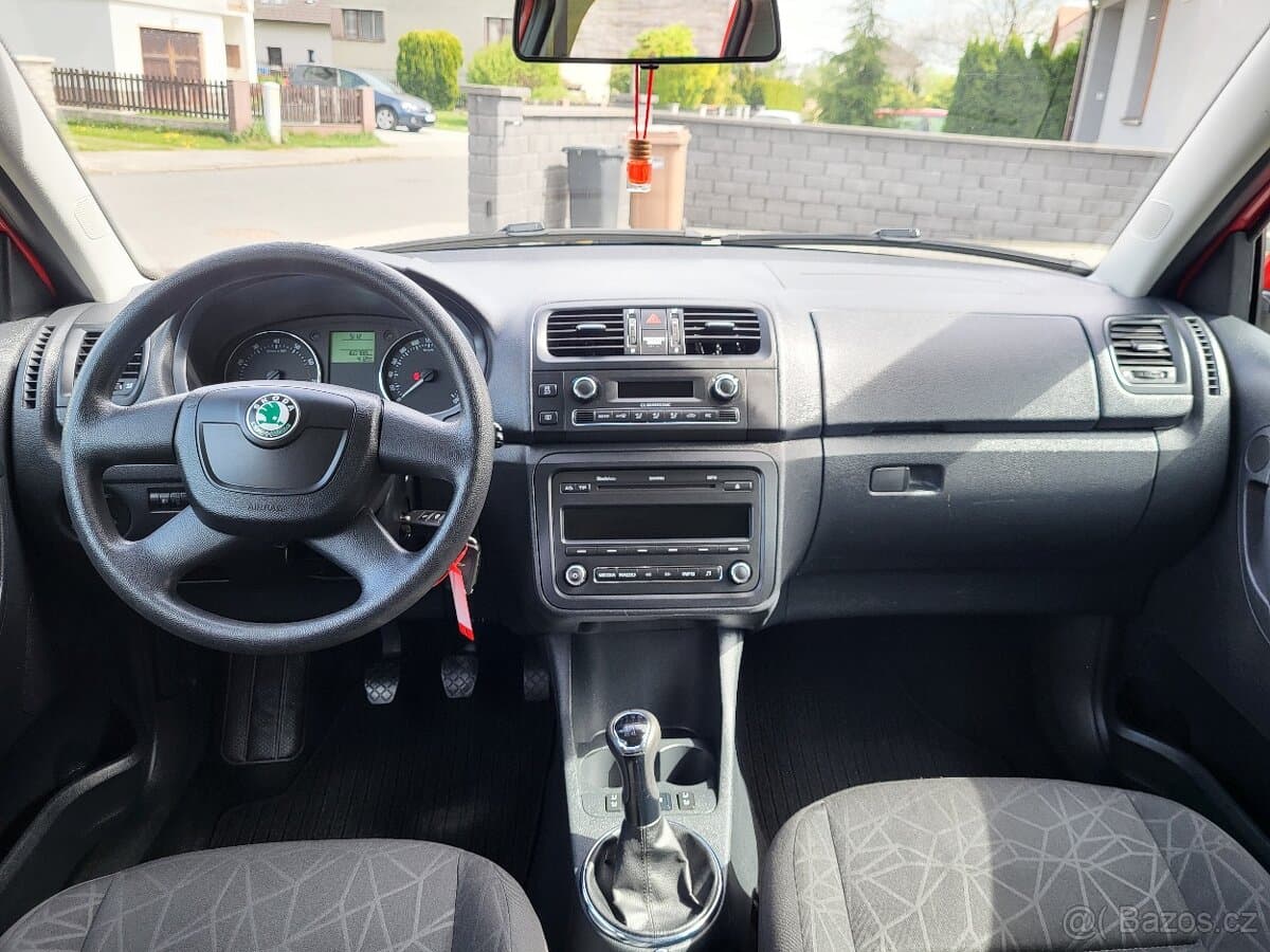 2011 Škoda FABIA - 7