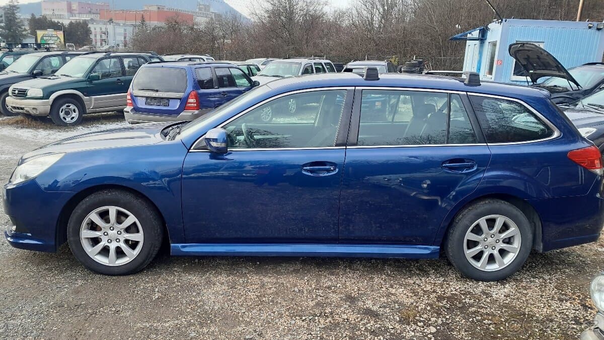 2010 Subaru LEGACY - 7