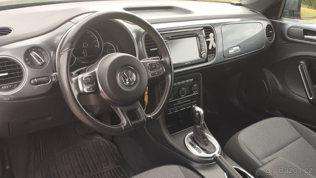 2014 Volkswagen BEETLE - 7