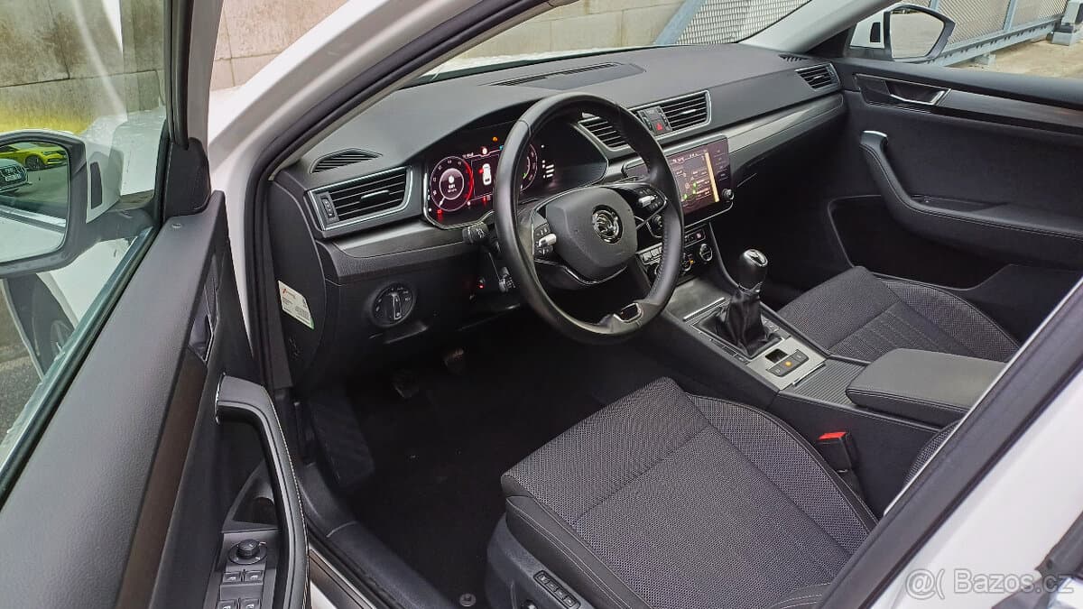 2022 Škoda SUPERB - 7