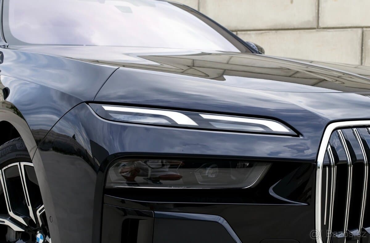 2023 BMW OSTATNÍ - 7