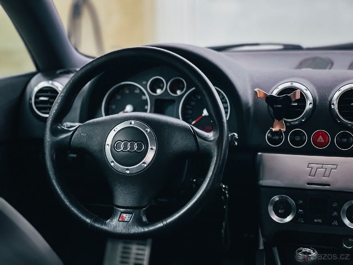 1999 Audi TT - 7