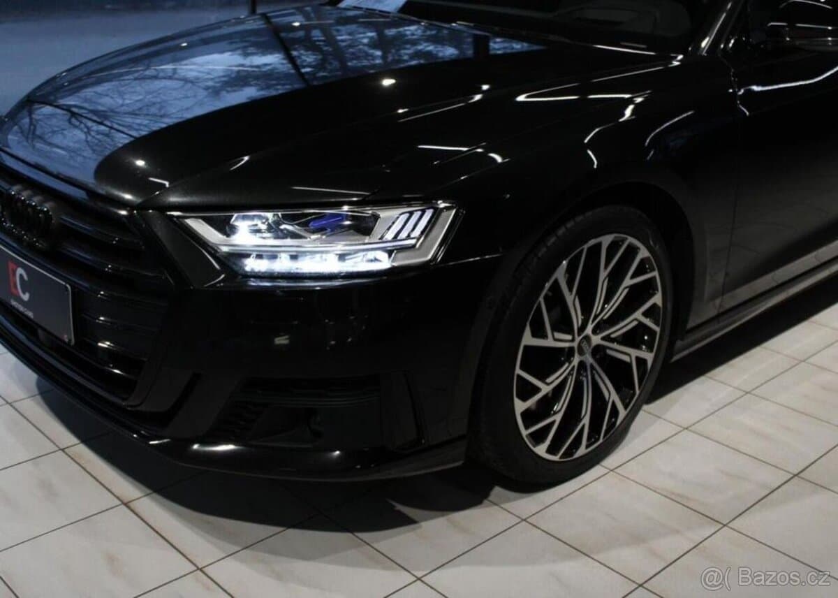 2021 Audi S8 - 7