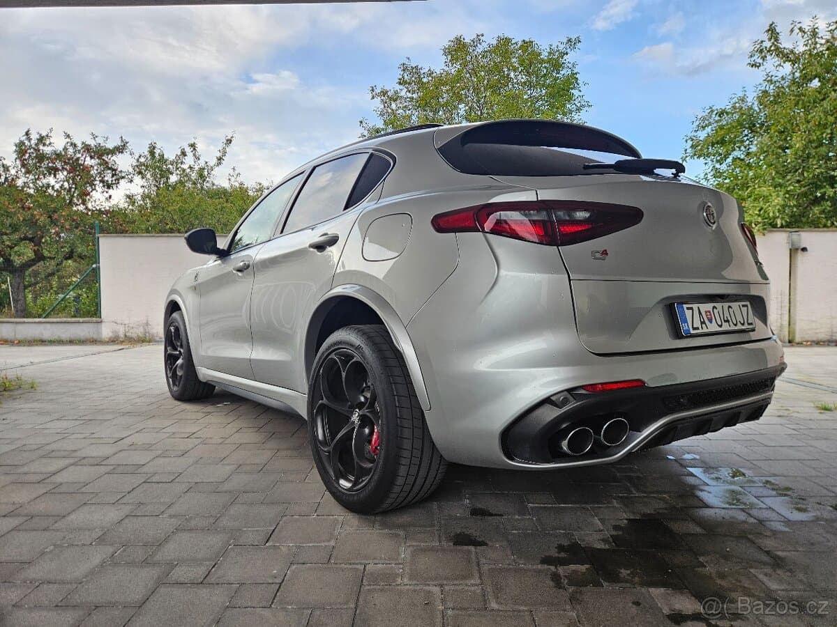 2018 Alfa Romeo STELVIO - 7