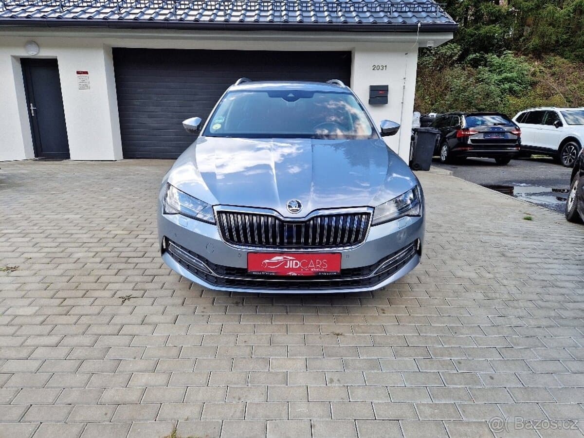 2020 Škoda SUPERB - 7