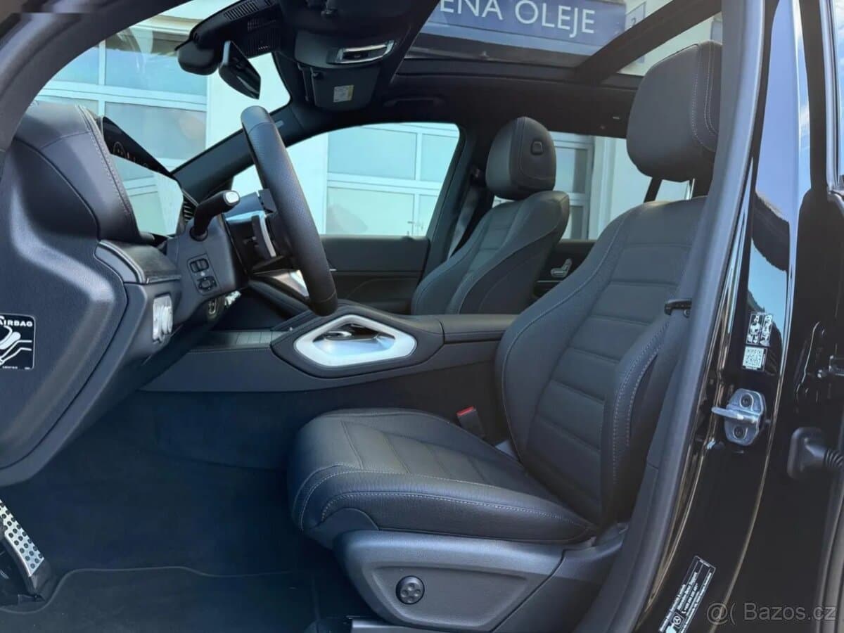 2025 Mercedes-Benz GL - 7