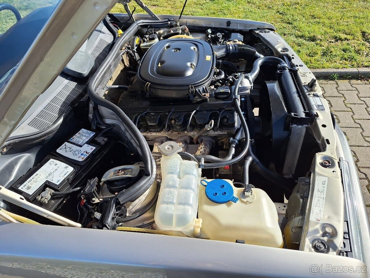1989 Mercedes-Benz 190 - 7