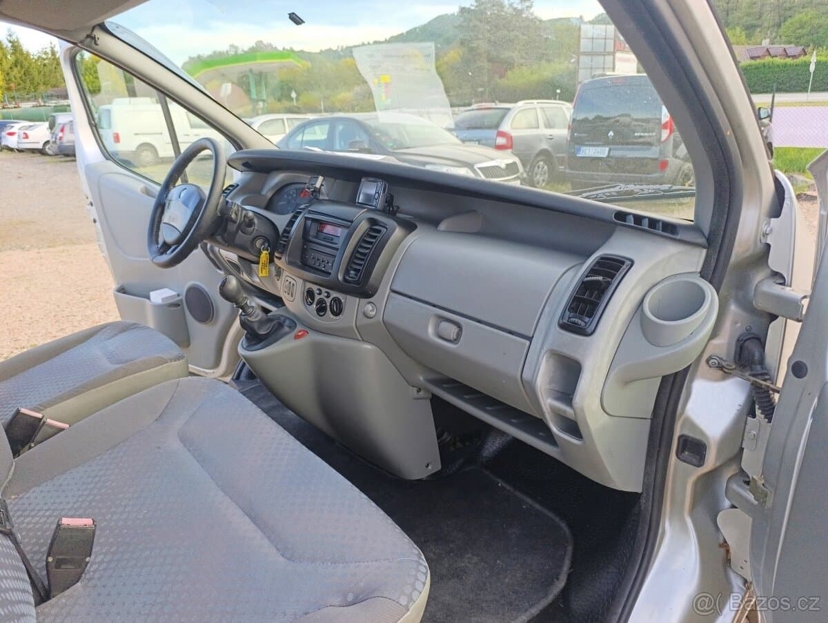2007 Renault TRAFIC - 7