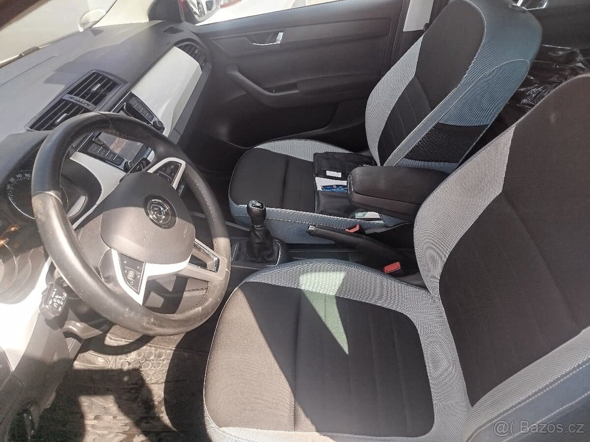 2015 Škoda FABIA - 7
