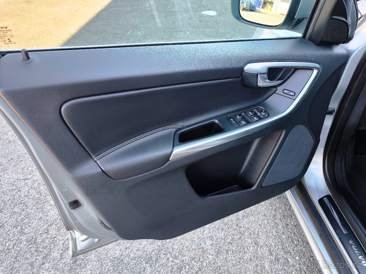 2014 Volvo XC60 - 7