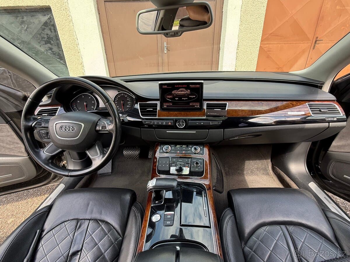 2010 Audi A8 - 7