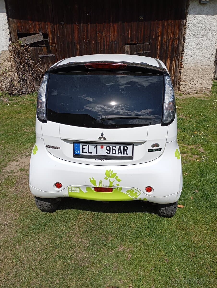 2012 Mitsubishi OSTATNÍ - 7