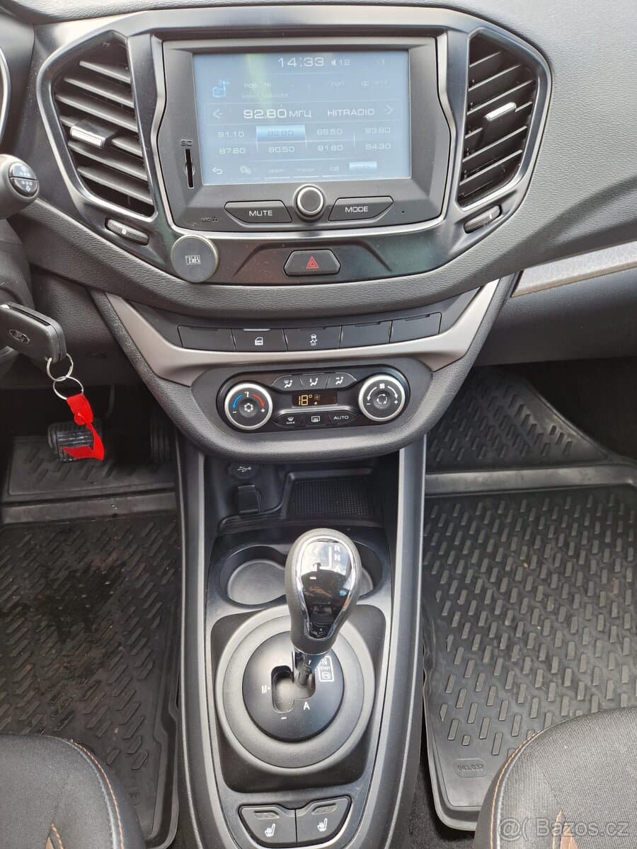 2019 Lada VESTA - 7