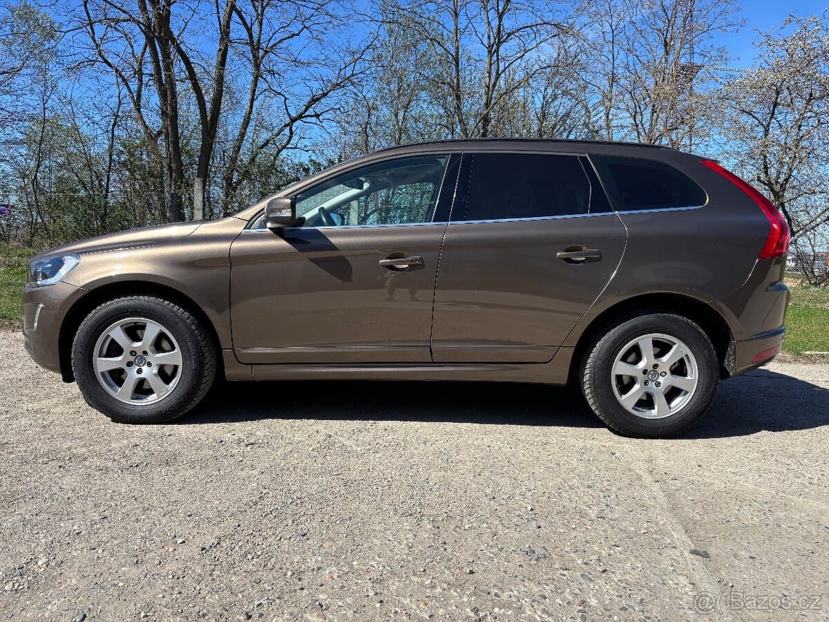 2015 Volvo XC60 - 7