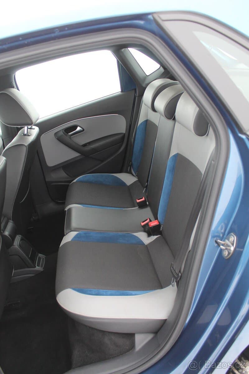 2014 Volkswagen POLO - 7