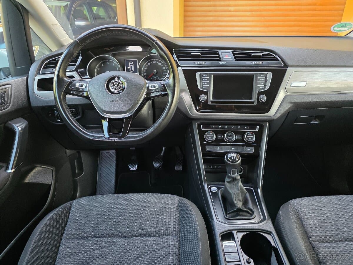 Volkswagen TOURAN - 7