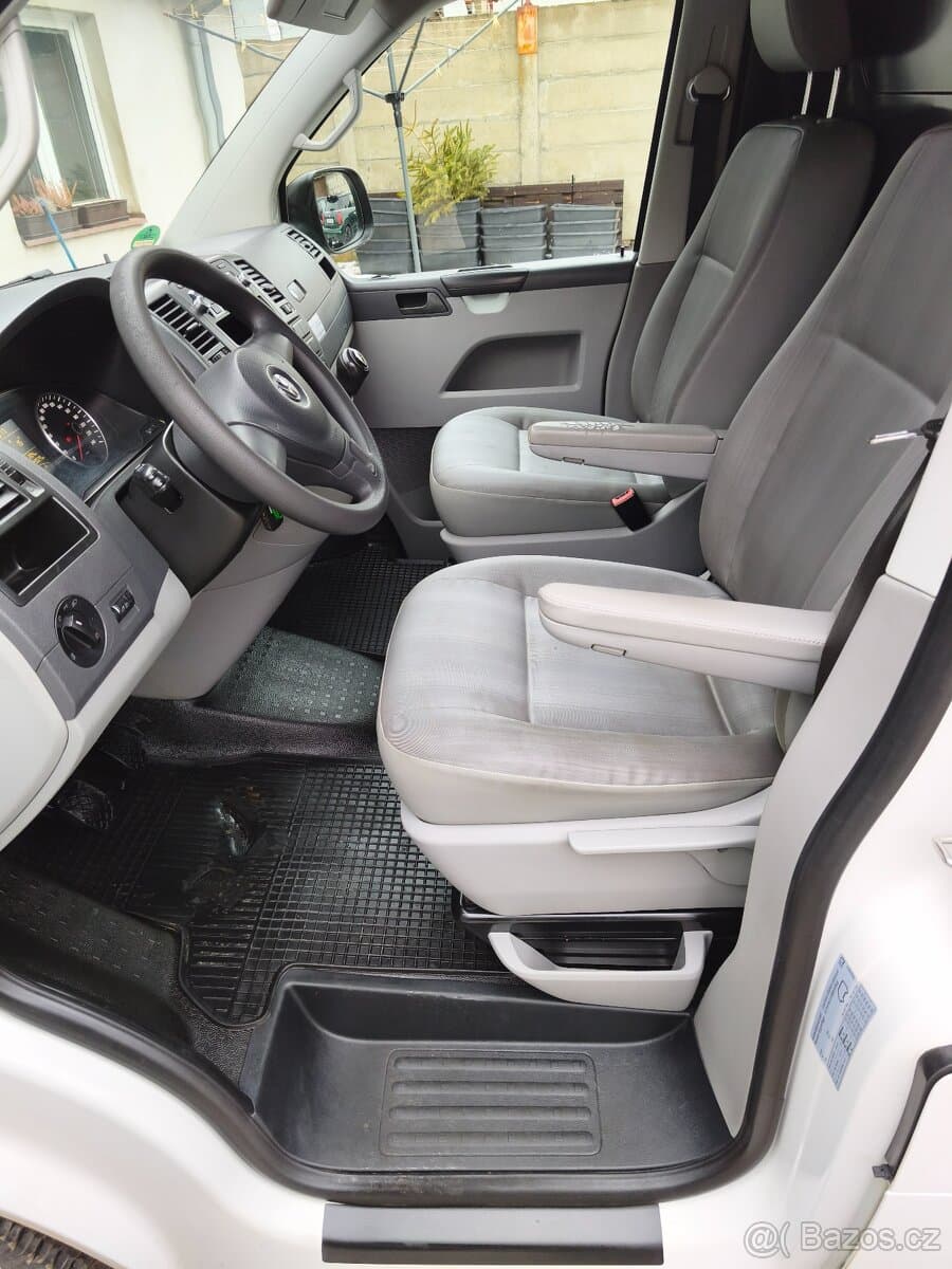 2012 Volkswagen TRANSPORTER - 7