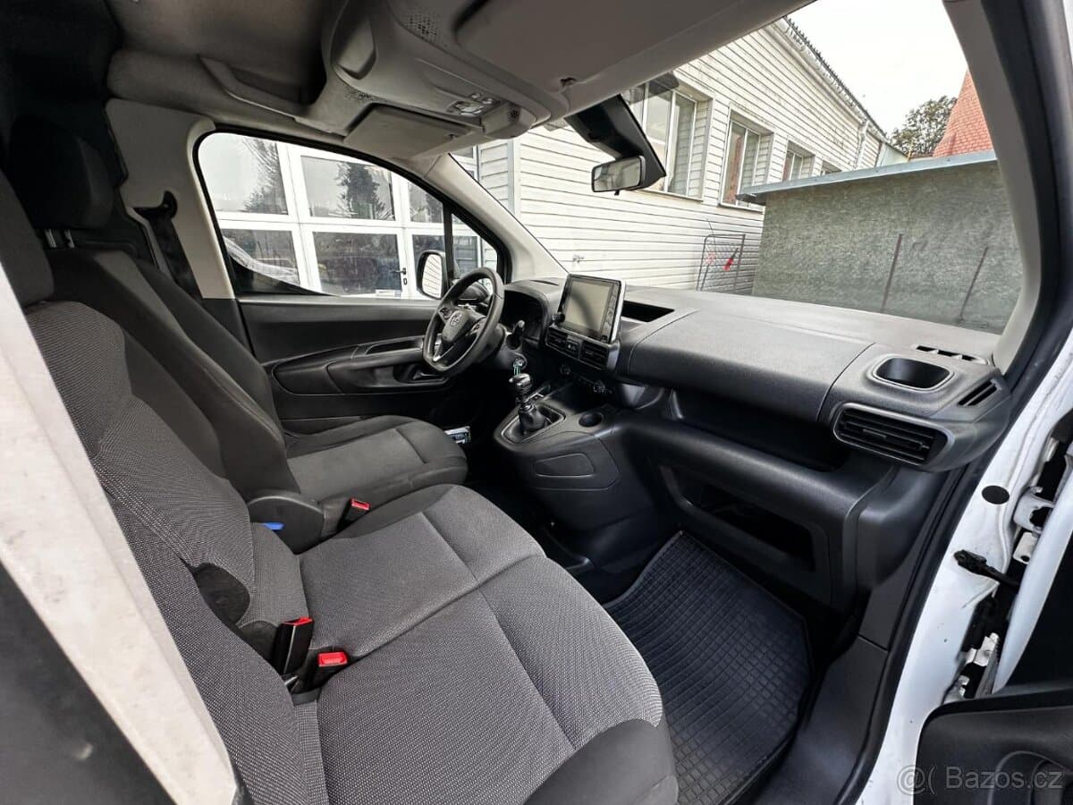 2022 Opel COMBO - 7