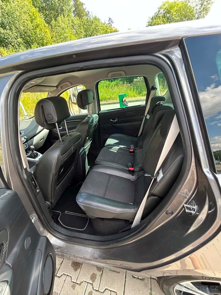 2011 Renault SCENIC - 7