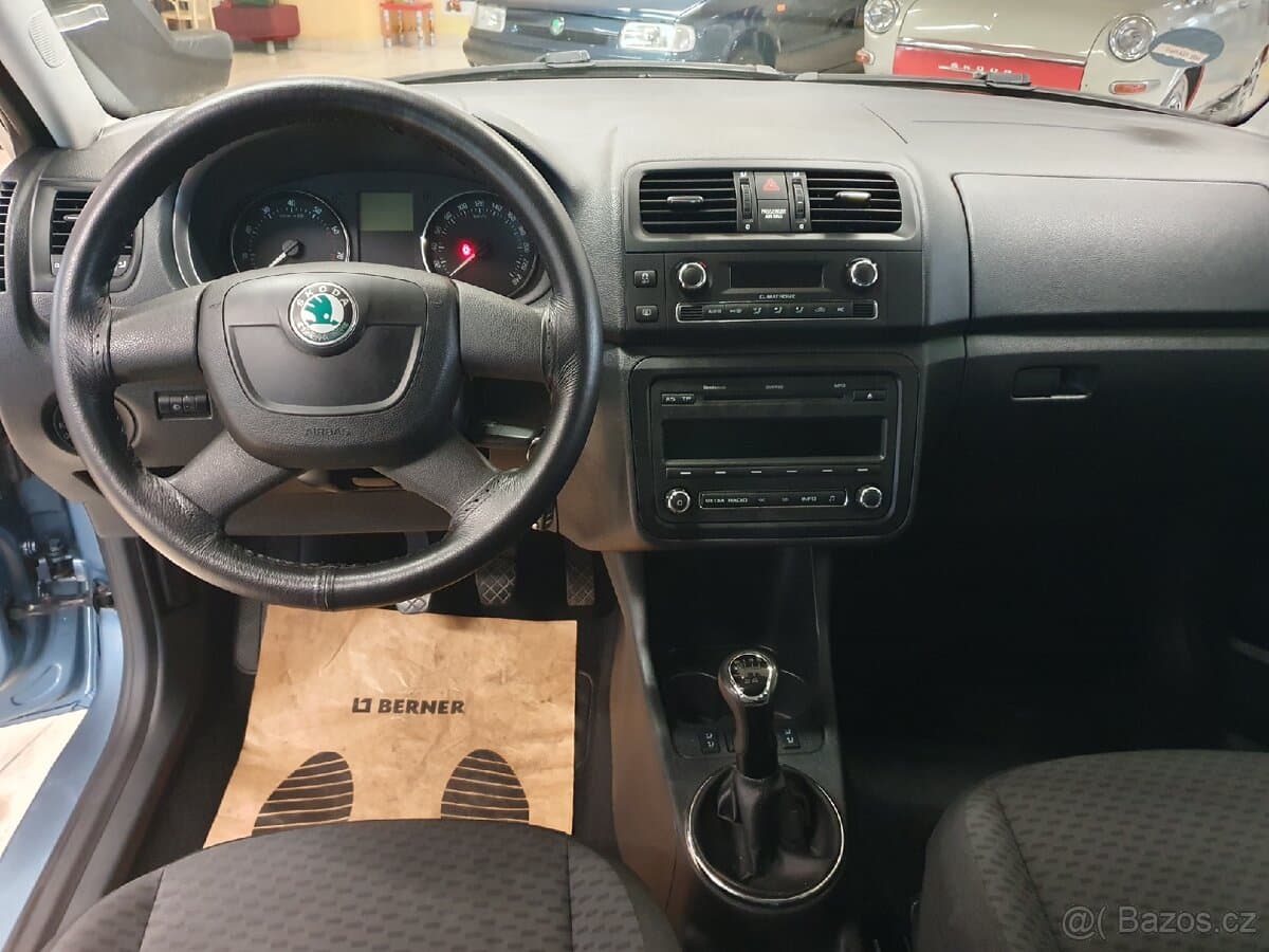 2010 Škoda FABIA - 7
