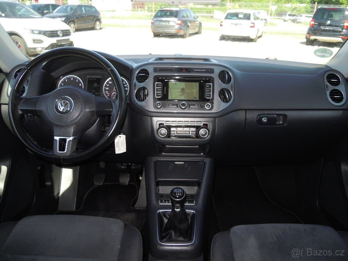 2015 Volkswagen TIGUAN - 7
