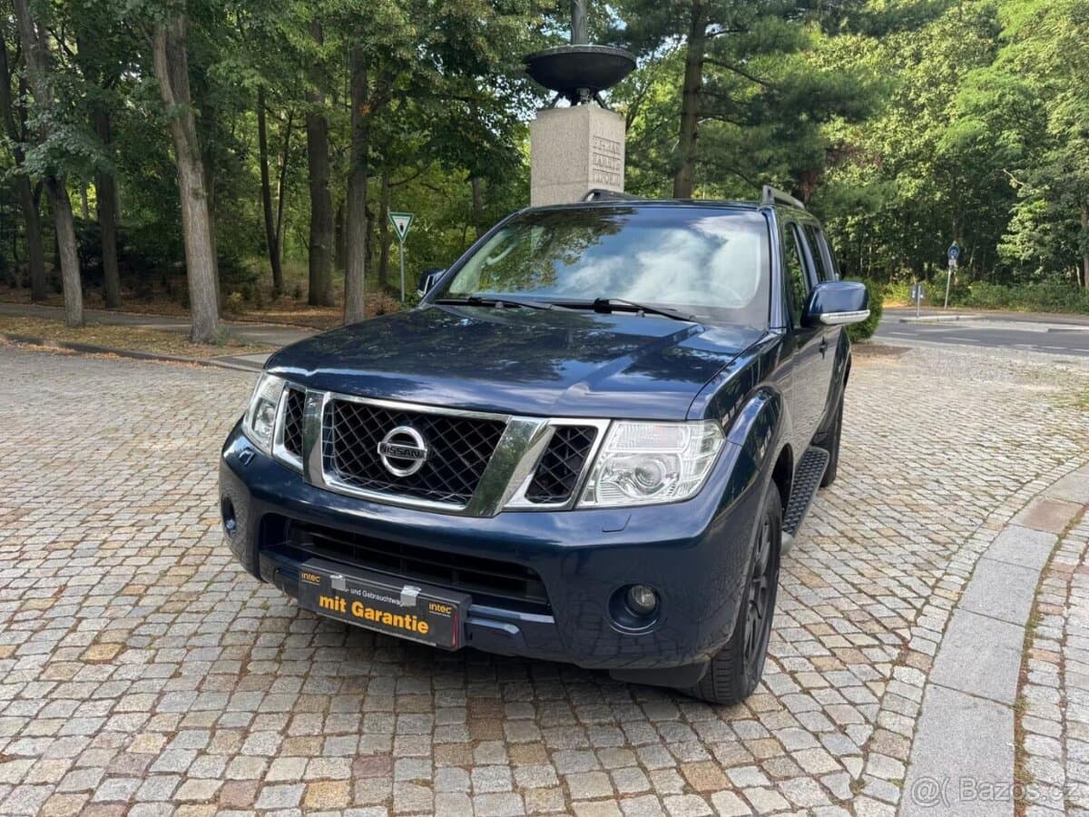 2011 Nissan PATHFINDER - 7