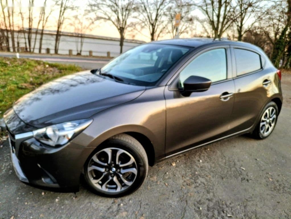2016 Mazda 2 - 7