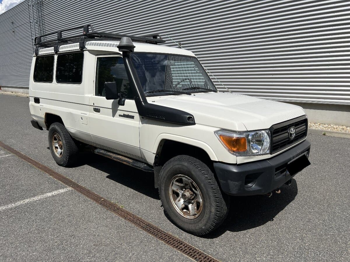2009 Toyota LAND CRUISER - 7