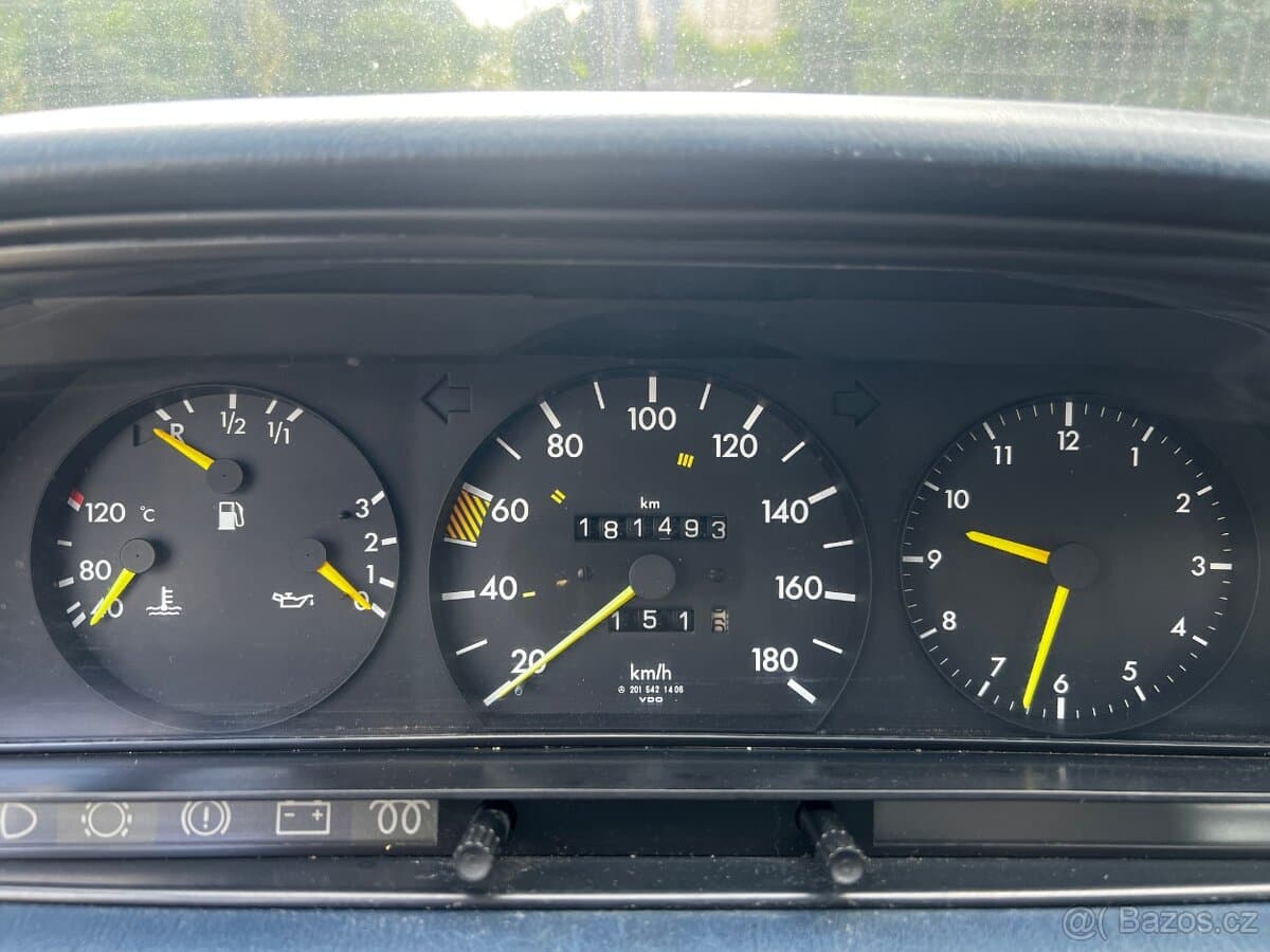 1984 Mercedes-Benz 190 - 7
